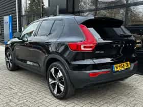 Volvo XC40 (2022) thumbnail 4