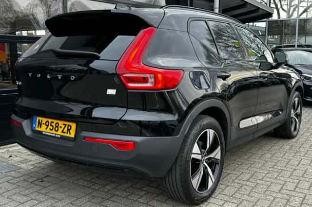 Volvo XC40 (2022) thumbnail 6