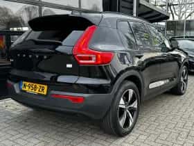 Volvo XC40 (2022) thumbnail 6