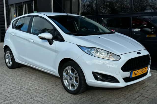 Ford Fiesta (2017) thumbnail 8