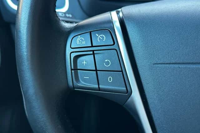 Volvo V40 (2019) thumbnail 13