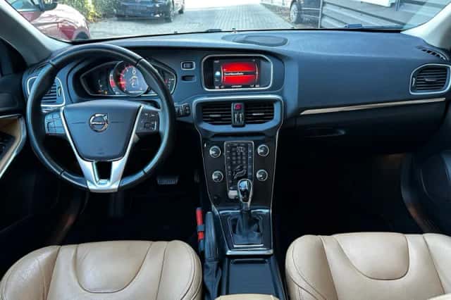 Volvo V40 (2019) thumbnail 25