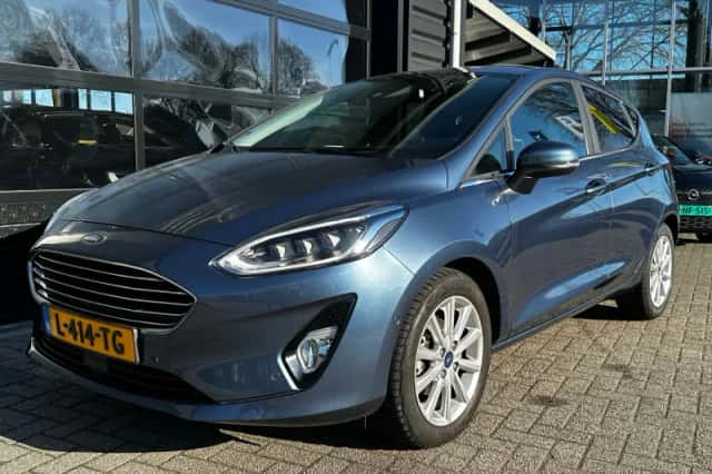 Ford Fiesta (2021) thumbnail 2