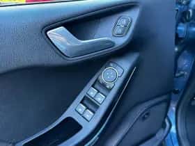Ford Fiesta (2021) thumbnail 11