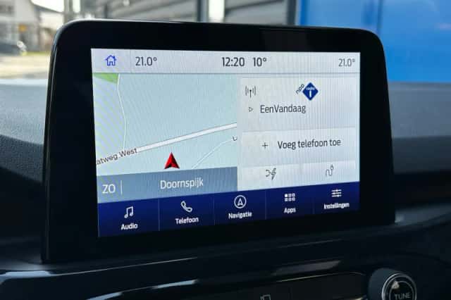 Ford Kuga (2022) thumbnail 16