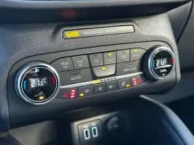 Ford Kuga (2022) thumbnail 24