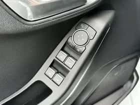 Ford Fiesta (2021) thumbnail 11