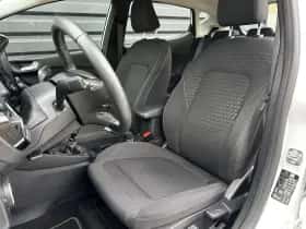 Ford Fiesta (2021) thumbnail 28