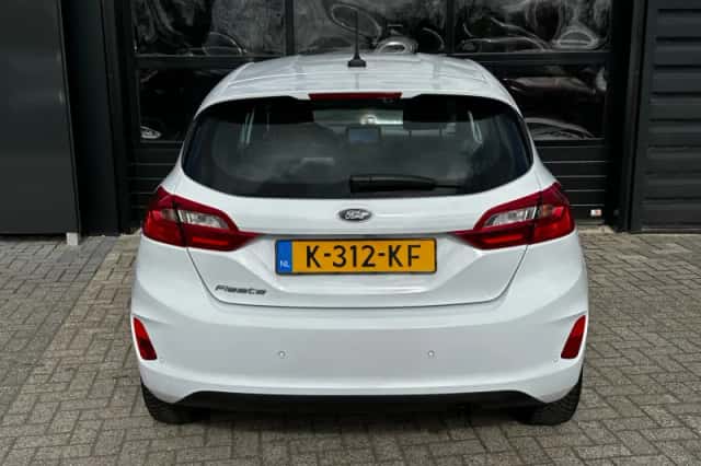 Ford Fiesta (2021) thumbnail 5