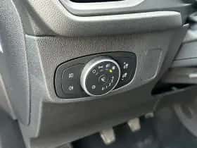 Ford Focus (2021) thumbnail 12