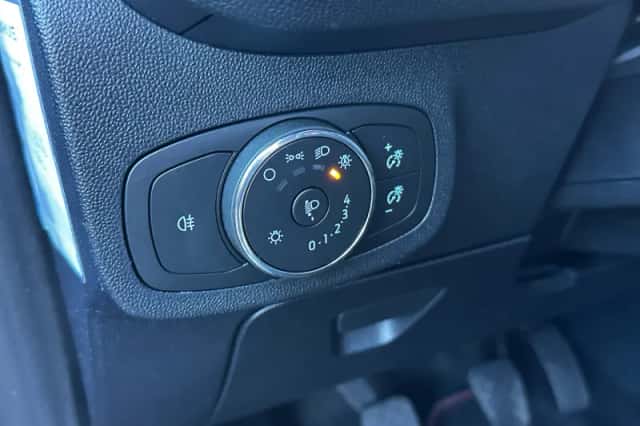 Ford Fiesta (2023) thumbnail 12