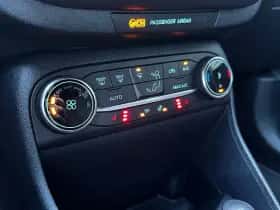 Ford Fiesta (2023) thumbnail 23