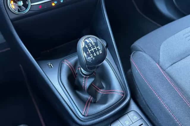 Ford Fiesta (2023) thumbnail 24