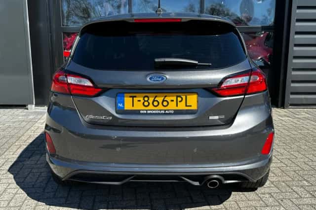 Ford Fiesta (2023) thumbnail 5