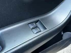 Kia Picanto (2017) thumbnail 11