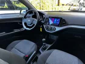 Kia Picanto (2017) thumbnail 21