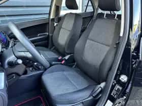 Kia Picanto (2017) thumbnail 23