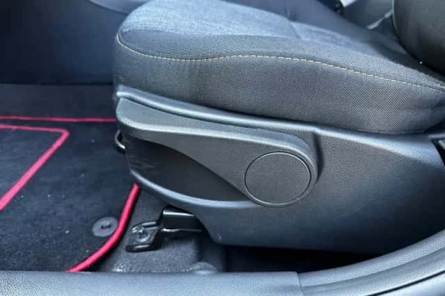 Kia Picanto (2017) thumbnail 24