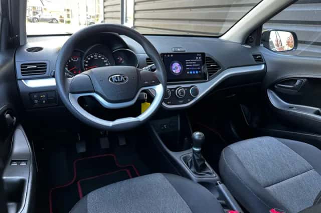 Kia Picanto (2017) thumbnail 10