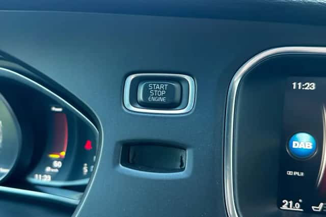Volvo V40 (2019) thumbnail 16
