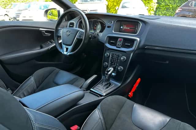 Volvo V40 (2019) thumbnail 29