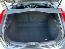 Volvo V40 (2019) thumbnail 34