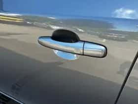 Volvo V40 (2019) thumbnail 37