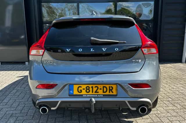 Volvo V40 (2019) thumbnail 5