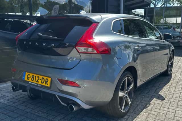 Volvo V40 (2019) thumbnail 6