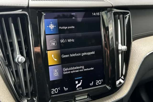 Volvo XC60 (2021) thumbnail 21