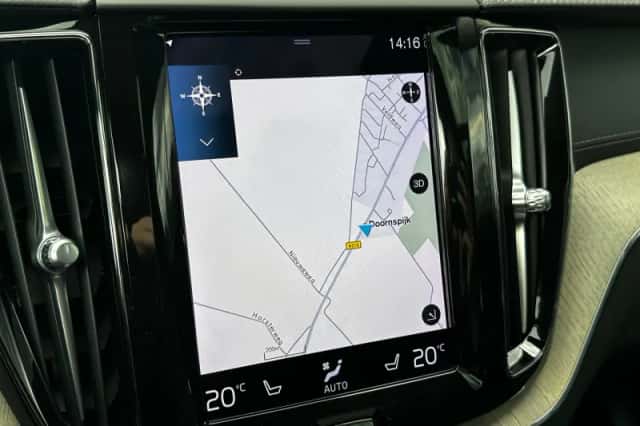 Volvo XC60 (2021) thumbnail 22