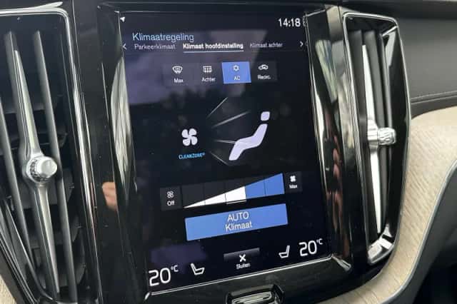 Volvo XC60 (2021) thumbnail 29