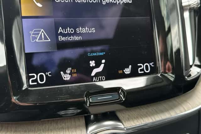 Volvo XC60 (2021) thumbnail 30