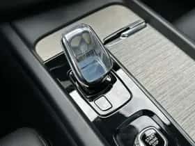 Volvo XC60 (2021) thumbnail 31