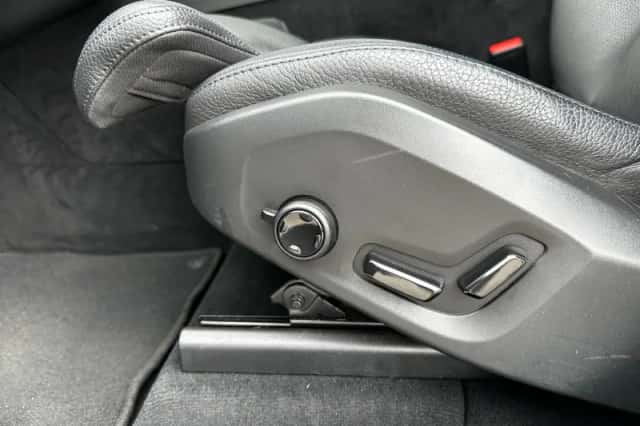 Volvo XC60 (2021) thumbnail 37
