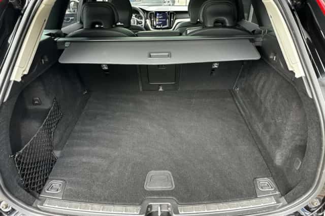 Volvo XC60 (2021) thumbnail 43
