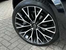 Volvo XC60 (2021) thumbnail 45