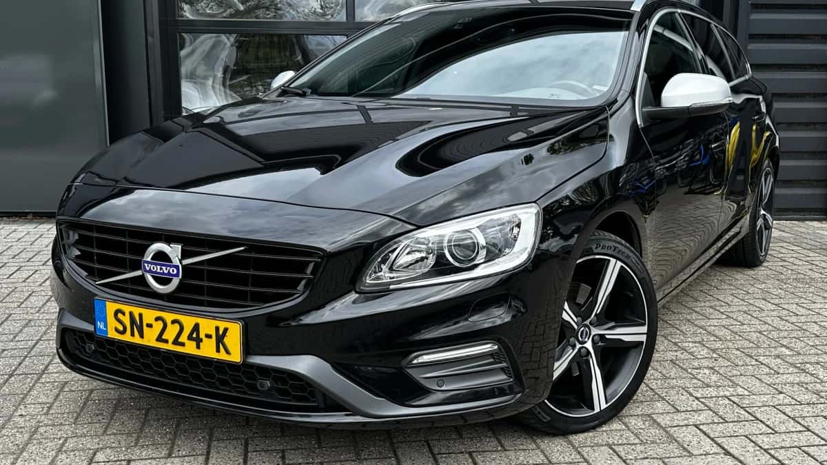 Volvo V60 (2018) — foto 1