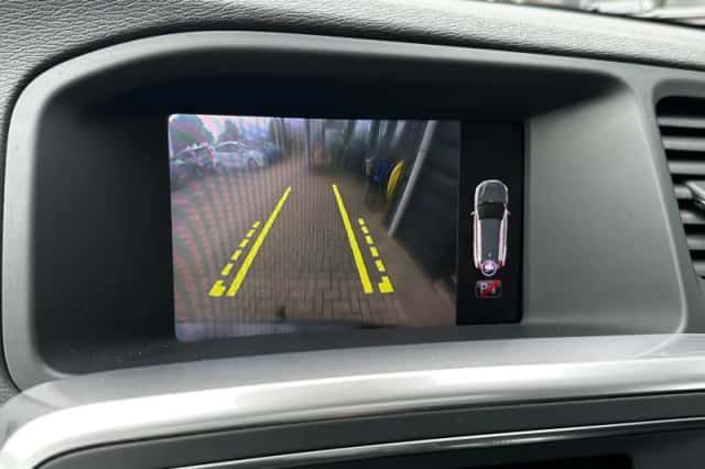 Volvo V60 (2018) thumbnail 24