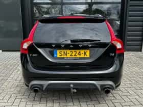 Volvo V60 (2018) thumbnail 5