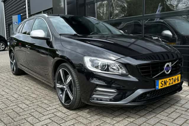 Volvo V60 (2018) thumbnail 8