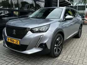 Peugeot 2008 (2022) thumbnail 2
