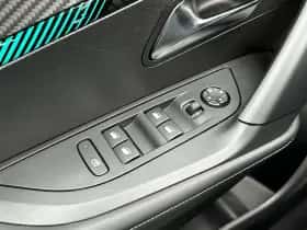Peugeot 2008 (2022) thumbnail 11