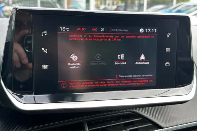 Peugeot 2008 (2022) thumbnail 20