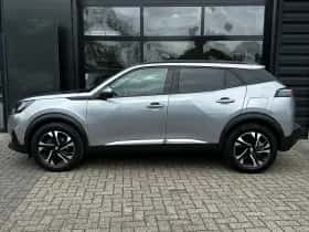 Peugeot 2008 (2022) thumbnail 3