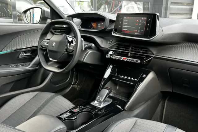 Peugeot 2008 (2022) thumbnail 28