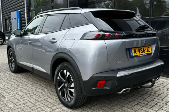 Peugeot 2008 (2022) thumbnail 4