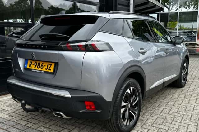 Peugeot 2008 (2022) thumbnail 6