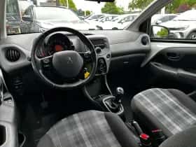 Peugeot 108 (2020) thumbnail 11