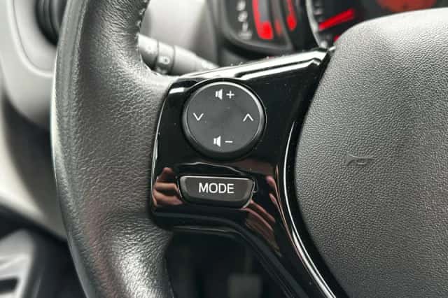 Peugeot 108 (2020) thumbnail 14